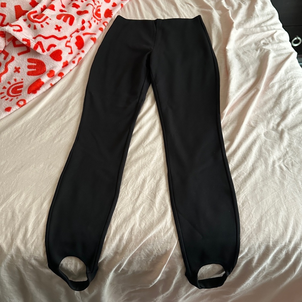 Ponte Stirrup Leggings